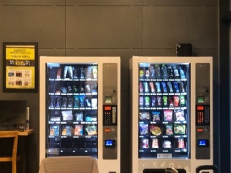 제주도 무인자판기 설치 완료 — 관광지·게스트하우스 상권 무인 판매 구축
